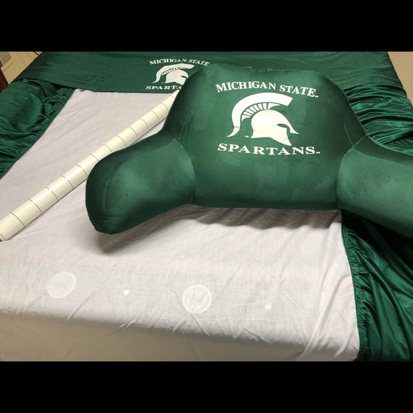 Michigan State Spartans themed bedding - Picture 3 of 6